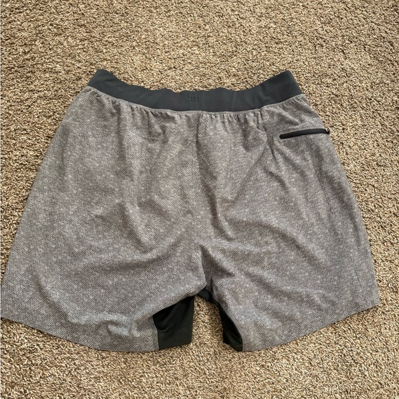 Lululemon T.H.E. Short Linerless athletic shorts. - Picture 5 of 8